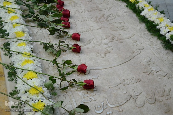 گلباران مزار استاد شهریار