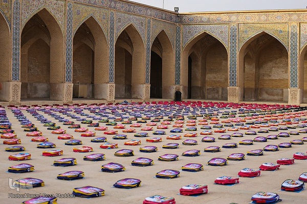 آیین توزیع ۱۵۰۰۰ نوشت افزار به دانش آموزان نیازمند فارس‎‎