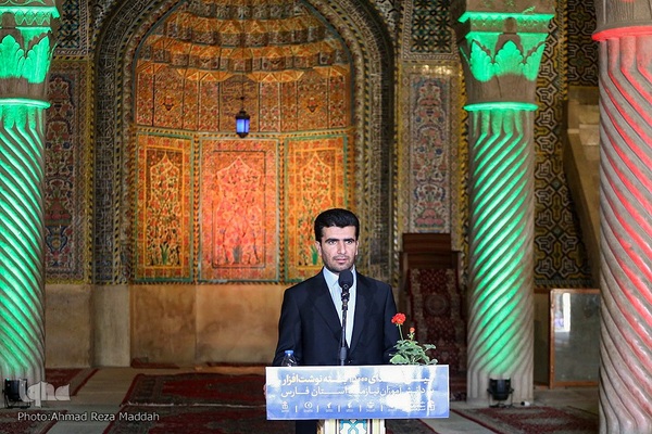 آیین توزیع ۱۵۰۰۰ نوشت افزار به دانش آموزان نیازمند فارس‎‎