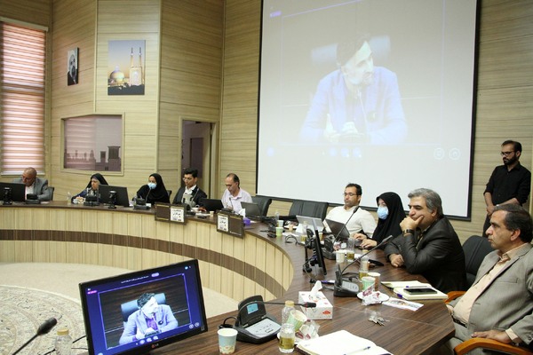 نشست ستاد نوآوری، فناوری و اقتصاد دانش‌‌بنیان استان یزد با حضور رییس جهاد دانشگاهی کشور‎‎