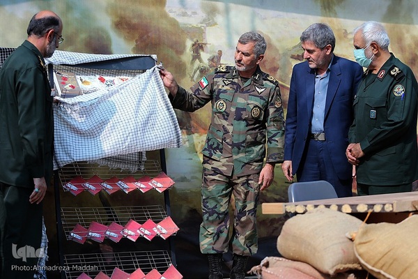 آیین تجلیل از فرماندهان و رزمندگان هشت سال دفاع مقدس فارس