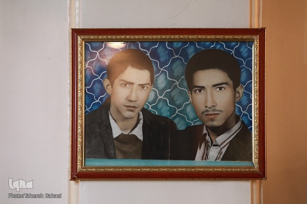 دیدار جامعه قرآنی با خانواده شهیدان سخاوتی