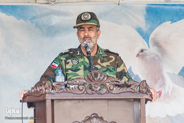 رژه نیروهای مسلح استان البرز درآغاز هفته دفاع مقدس‎‎