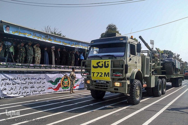 رژه نیروهای مسلح در شیراز