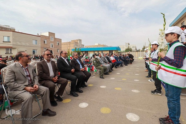 برگزاری جشن شکوفه ها در زنجان