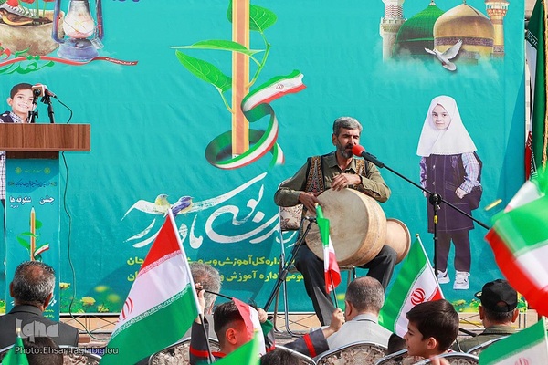 برگزاری جشن شکوفه ها در زنجان