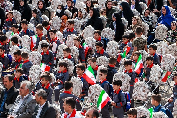برگزاری جشن شکوفه ها در زنجان