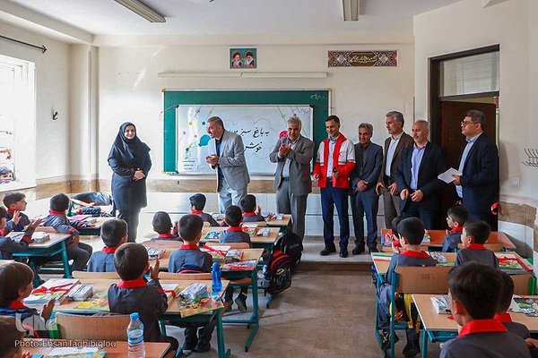 برگزاری جشن شکوفه ها در زنجان