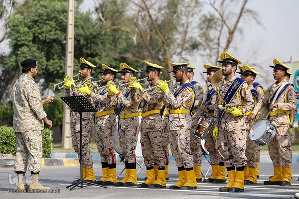 رژه نیروهای مسلح در اهواز