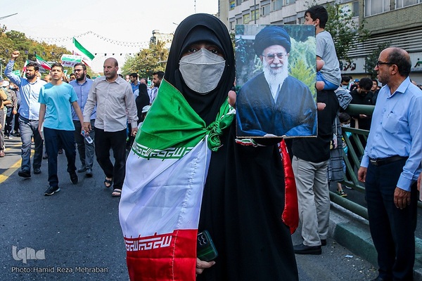 راهپیمایی مردم تهران در اعتراض به اغتشاشات اخیر