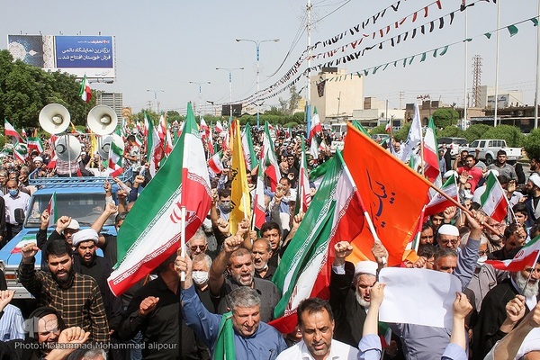 تظاهرات نمازگزاران اهوازی در محکومیت اغتشاشات اخیر