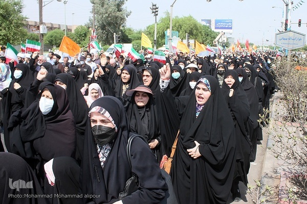 تظاهرات نمازگزاران اهوازی در محکومیت اغتشاشات اخیر