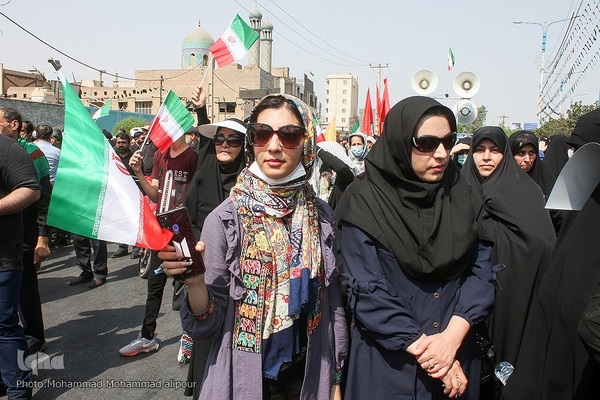 تظاهرات نمازگزاران اهوازی در محکومیت اغتشاشات اخیر