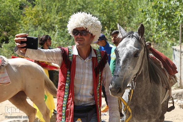 سوارکاران خراسان شمالی در راه مشهد