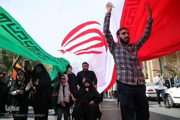 خروش مردم ولایت‌مدار شهر مقدس قم در دفاع از ولایت و مقدسات