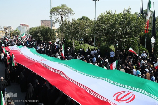 خروش مردم ولایت‌مدار شهر مقدس قم در دفاع از ولایت و مقدسات