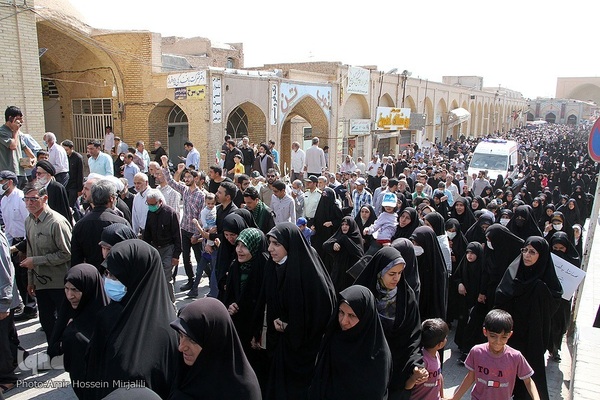 خروش مردم ولایت‌مدار یزد در دفاع از ولایت و مقدسات