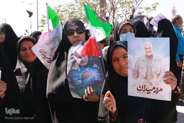 خروش مردم ولایت‌مدار زنجان در دفاع از ولایت و مقدسات