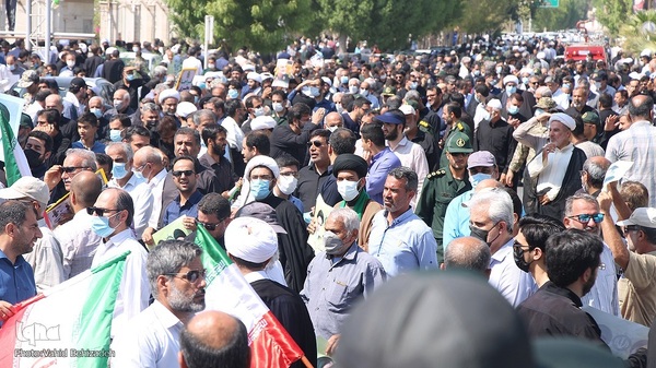 خروش مردم ولایت‌مدار بوشهر در دفاع از ولایت و مقدسات