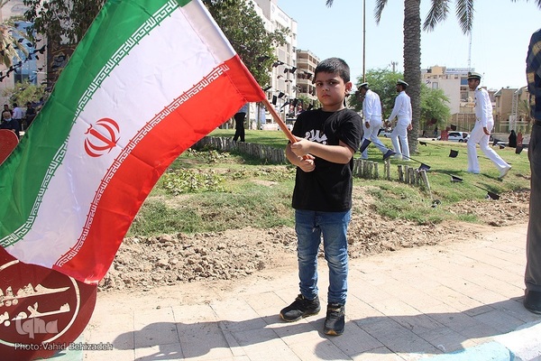 خروش مردم ولایت‌مدار بوشهر در دفاع از ولایت و مقدسات