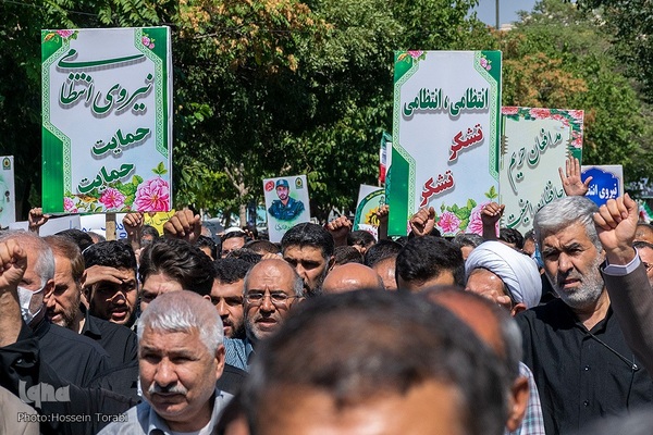 راهپیمایی مردم شهرکرد در محکومیت اغتشاشات اخیر