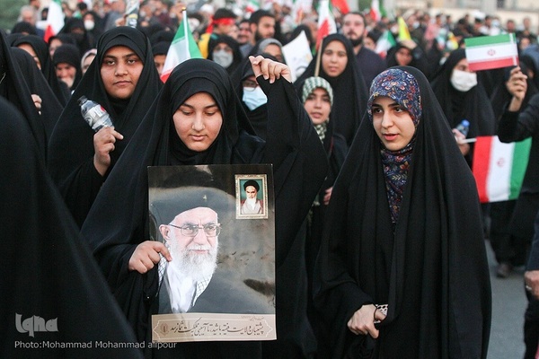 اجتماع مردم اهواز در محکومیت هنجارشکنی‌های اخیر