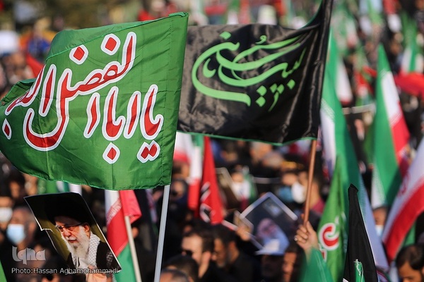 اجتماع بزرگ «امت رسول الله (ص)» مردم شهیدپرور تهران در میدان انقلاب