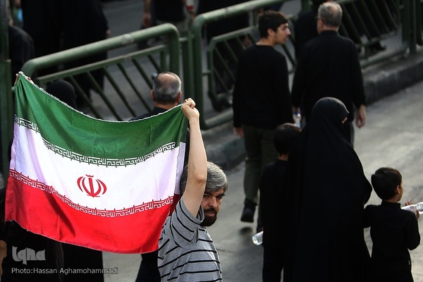 اجتماع بزرگ «امت رسول الله (ص)» مردم شهیدپرور تهران در میدان انقلاب