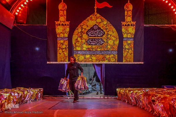 مشق مهربانی۳, اهداء دو هزار بسته نوشت‌افزار به دانش‌آموزان محروم