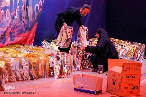 مشق مهربانی۳, اهداء دو هزار بسته نوشت‌افزار به دانش‌آموزان محروم