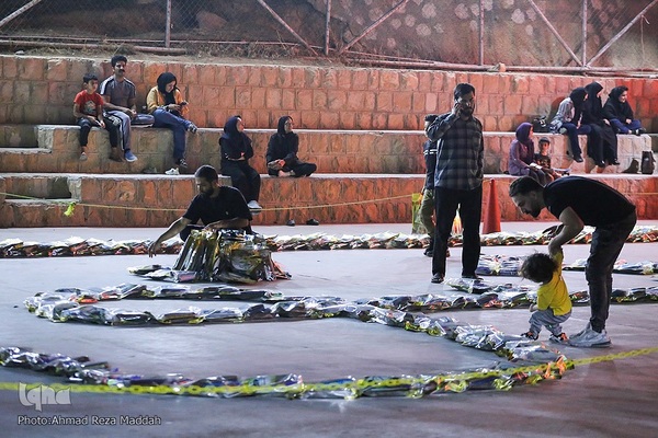 مشق مهربانی۳, اهداء دو هزار بسته نوشت‌افزار به دانش‌آموزان محروم