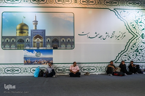 عکس | بازگشت زائران از پایانه مسافربری امام رضا (ع)
