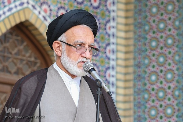 آیین تعویض پرچم آستان مقدس حضرت سیدعلاءالدین حسین(ع)‎‎