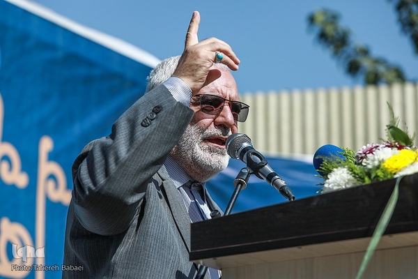 مراسم زنگ عاطفه‌ها