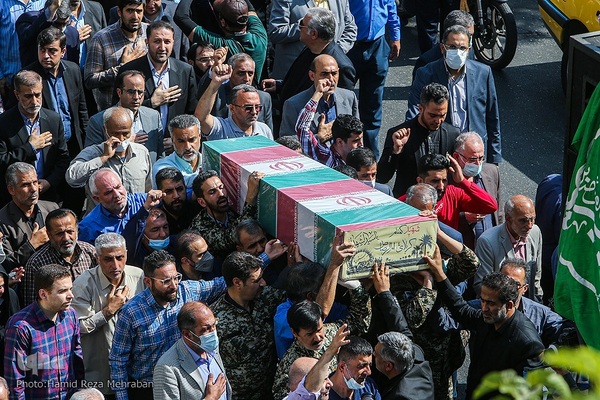 تشیع و تدفین شهید گمنام هشت سال دفاع مقدس