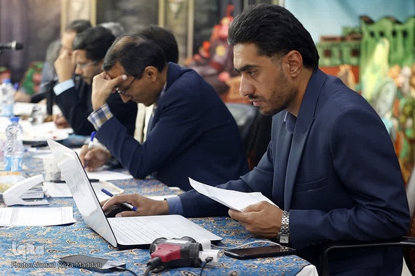 رقابت قرآنیان مساجد کشور در حرم شاهچراغ(ع)