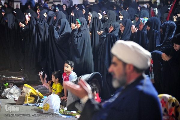 اجتماع بانوان فاطمی اهواز در حمایت از حجاب