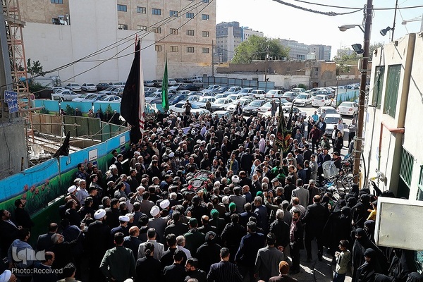 سیدرضا موید در حرم مطهر رضوی آرام گرفت