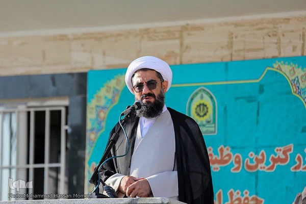 مراسم صبحگاه مشترک نیروهای نظامی و انتظامی استان همدان