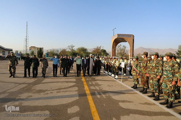 مراسم صبحگاه مشترک نیروهای نظامی و انتظامی استان همدان