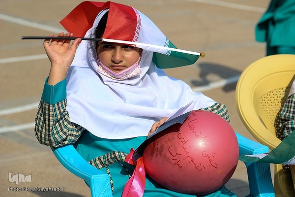 آیین نواختن زنگ جشن عاطفه‌ها در اهواز