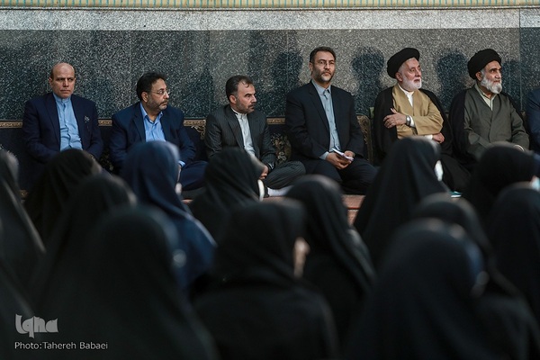 برگزاری نماز جماعت باشکوه دانش آموزی