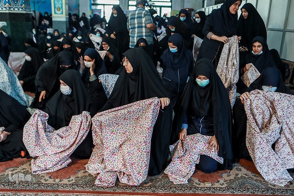 برگزاری نماز جماعت باشکوه دانش آموزی