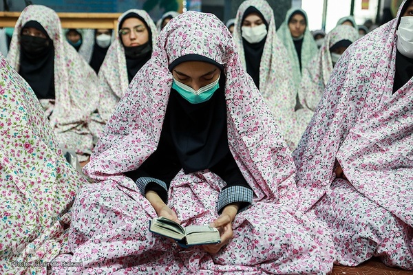 برگزاری نماز جماعت باشکوه دانش آموزی