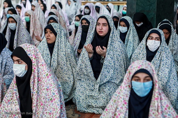 برگزاری نماز جماعت باشکوه دانش آموزی