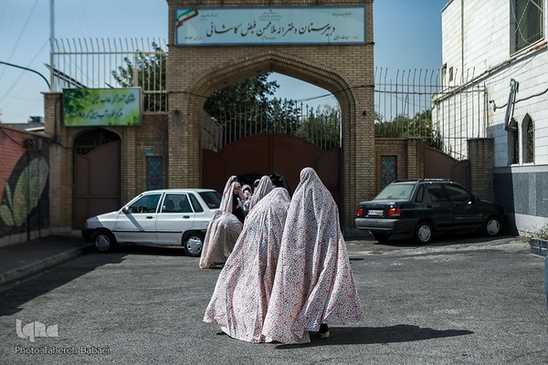 برگزاری نماز جماعت باشکوه دانش آموزی