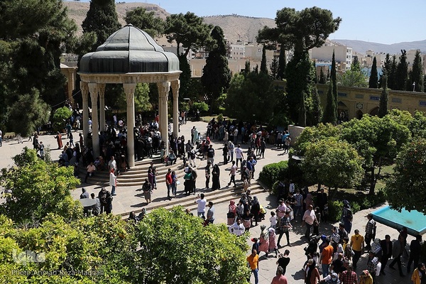 ۲۰ مهرماه روز بزرگداشت حافظ شیرازی