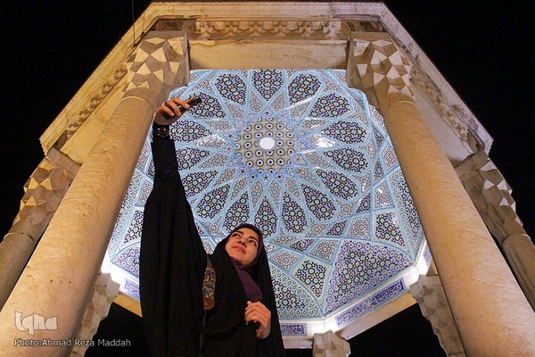 ۲۰ مهرماه روز بزرگداشت حافظ شیرازی