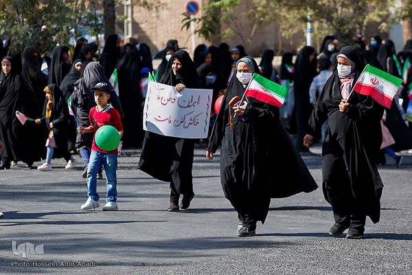 اجتماع بانوان با عنوان «زن، عزت، هویت ایرانی» در بیرجند