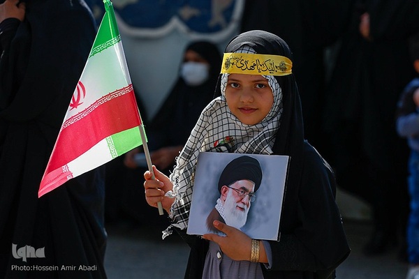 اجتماع بانوان با عنوان «زن، عزت، هویت ایرانی» در بیرجند